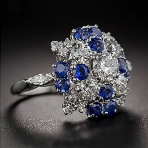 New 925 Flower Shape Blue Zircon Wedding Love Engagement Ring - Picture 3 of 6